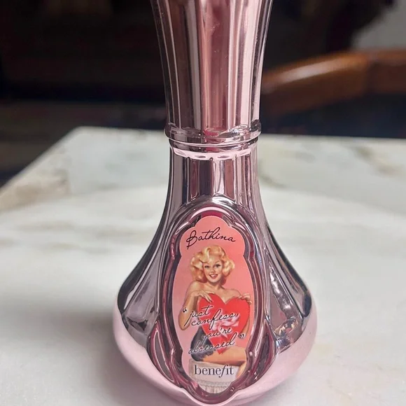 Benefit Bathina “Just Confess You’re Obsessed”Body Misty Spray 1.7 Oz. (90%)